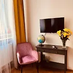 Апартаменты Modern Na Hluboke In *