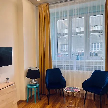 Modern Na Hluboke In Apartamento *